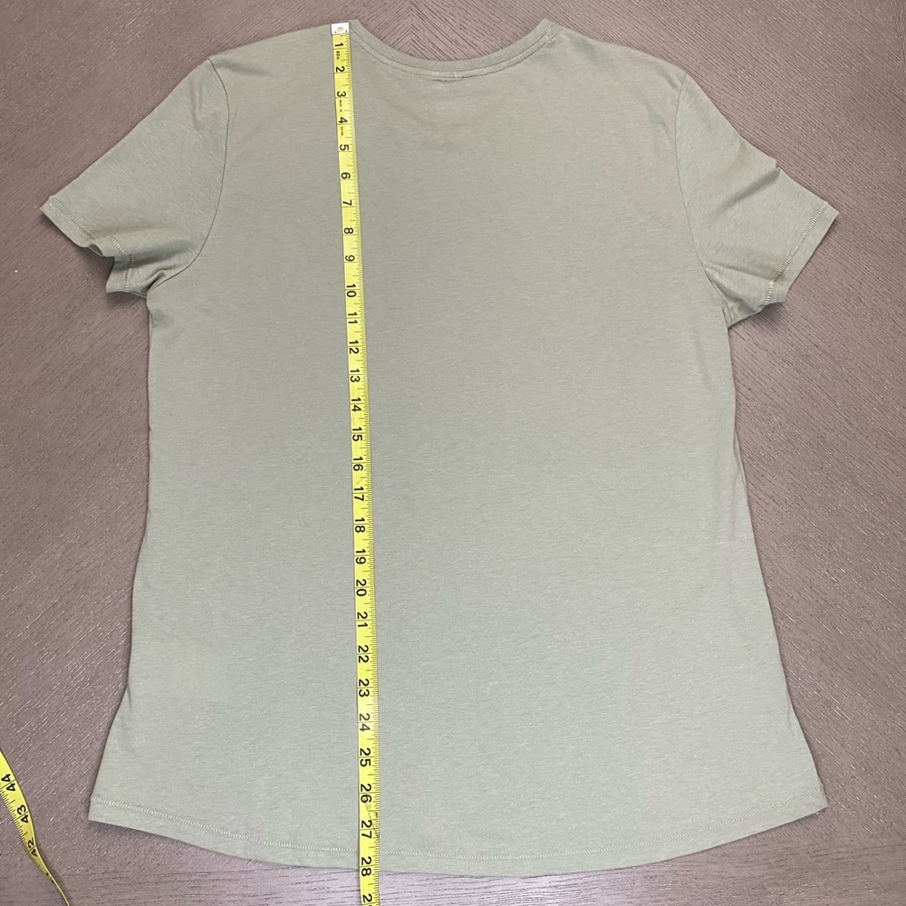 NWT The North Face Women’s Tea Green W Terrain SS Large Short Sleeve Tee - Picture 4 of 16